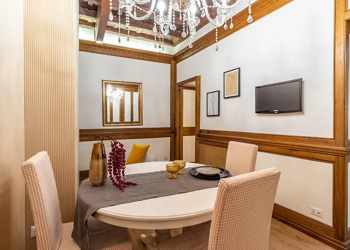 Spagna Historical By Spanish Steps Apartament